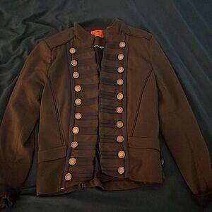 Army green style blazer jacket. Worn once. Thought at vintage store in London.